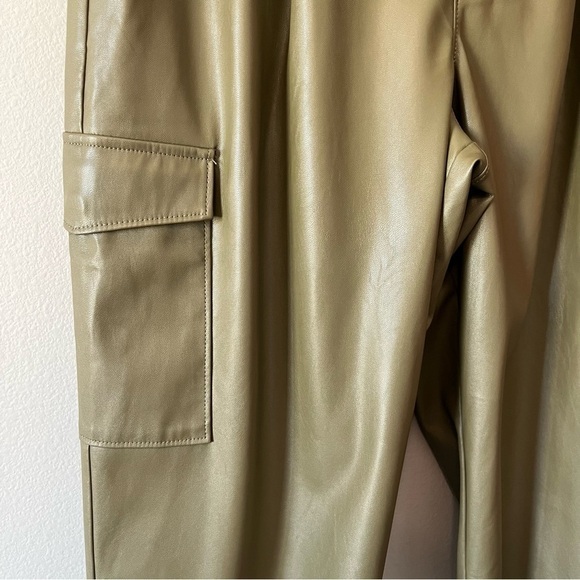 PAIGE Jeans NEW Tesse Faux Leather Utility Pants Army Green Cargo Pockets Size 8 - Picture 8 of 16
